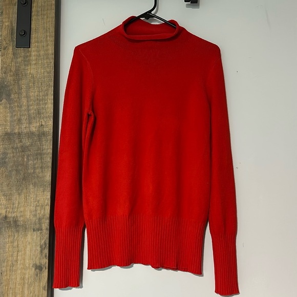 French Connection Sweater size small - Picture 1 of 10